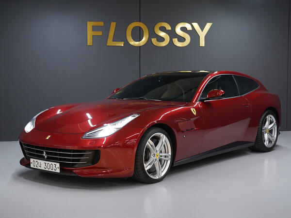 페라리 GTC4 루쏘 6.3 V12