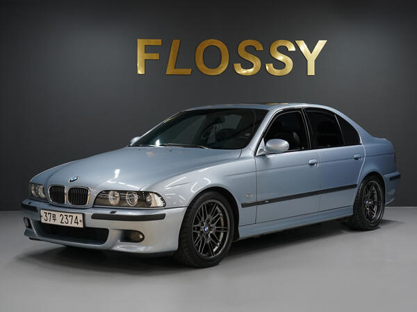 BMW M5 (E39) 세단
