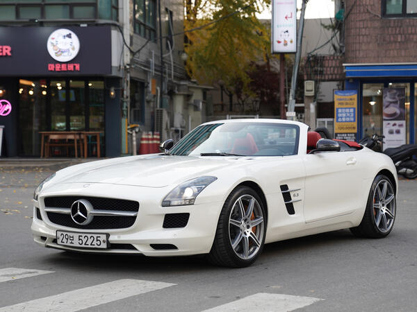 벤츠 SLS AMG 로드스터 C197
